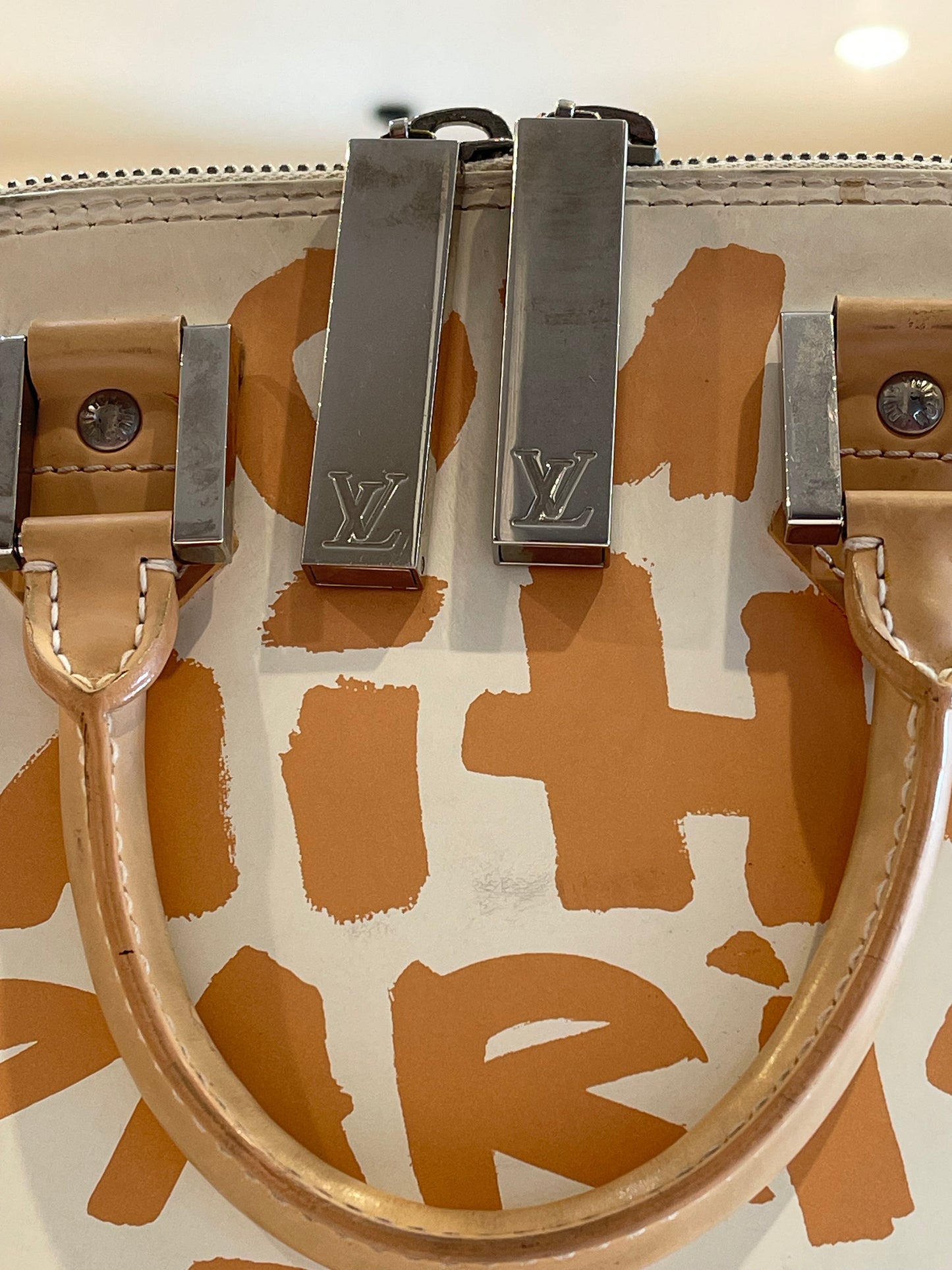 Louis Vuitton Alma MM Graffiti