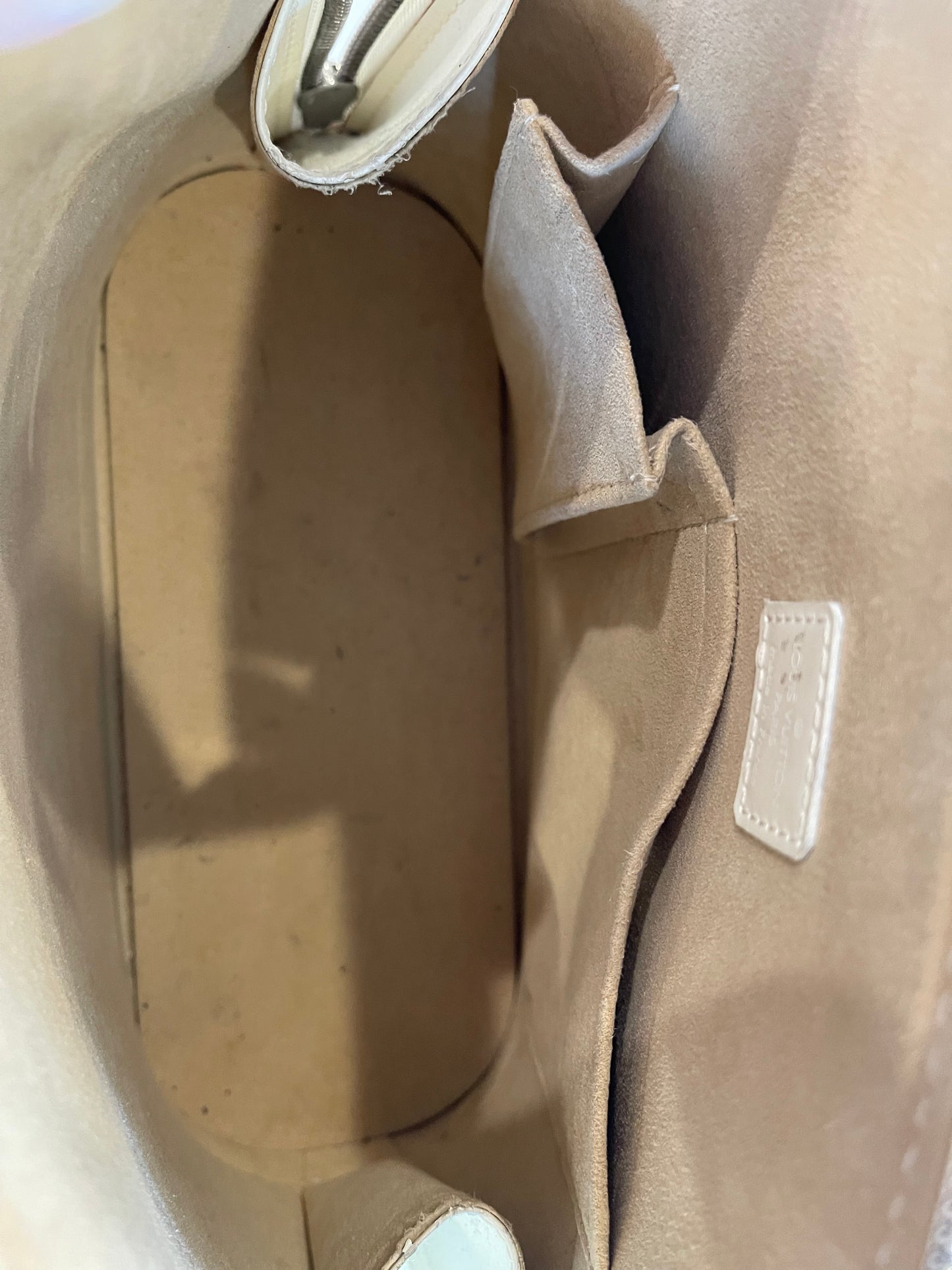 Louis Vuitton Alma MM Graffiti