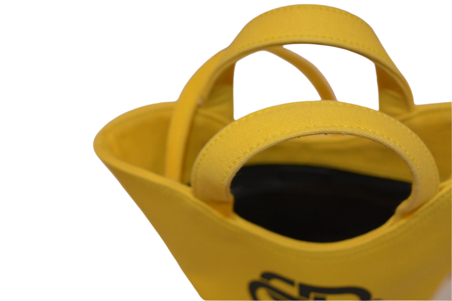 Bolso tipo cubo con ondas