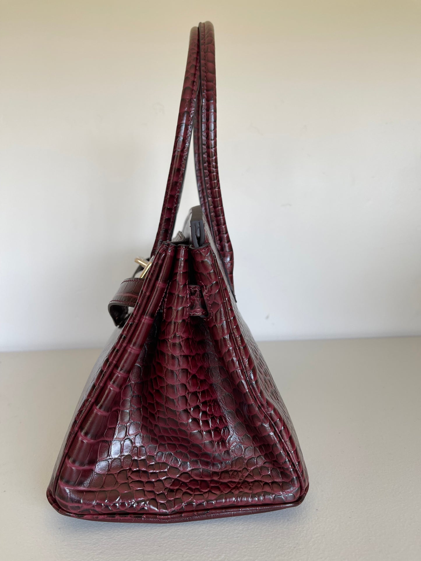 Crocodile Embossed Genuine Leather Shoulder Bag